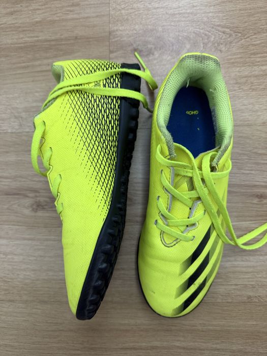 Ténis futsal adidas criança n 36