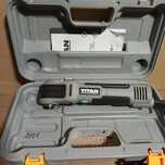 Urządzenie wielofunkcyjne titan multi tool.