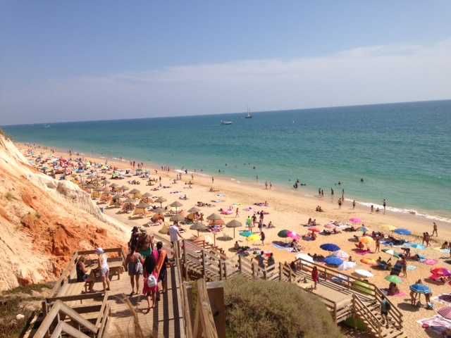 Alugo para férias Moradia V2 em Açoteias praia da Falésia Albufeira