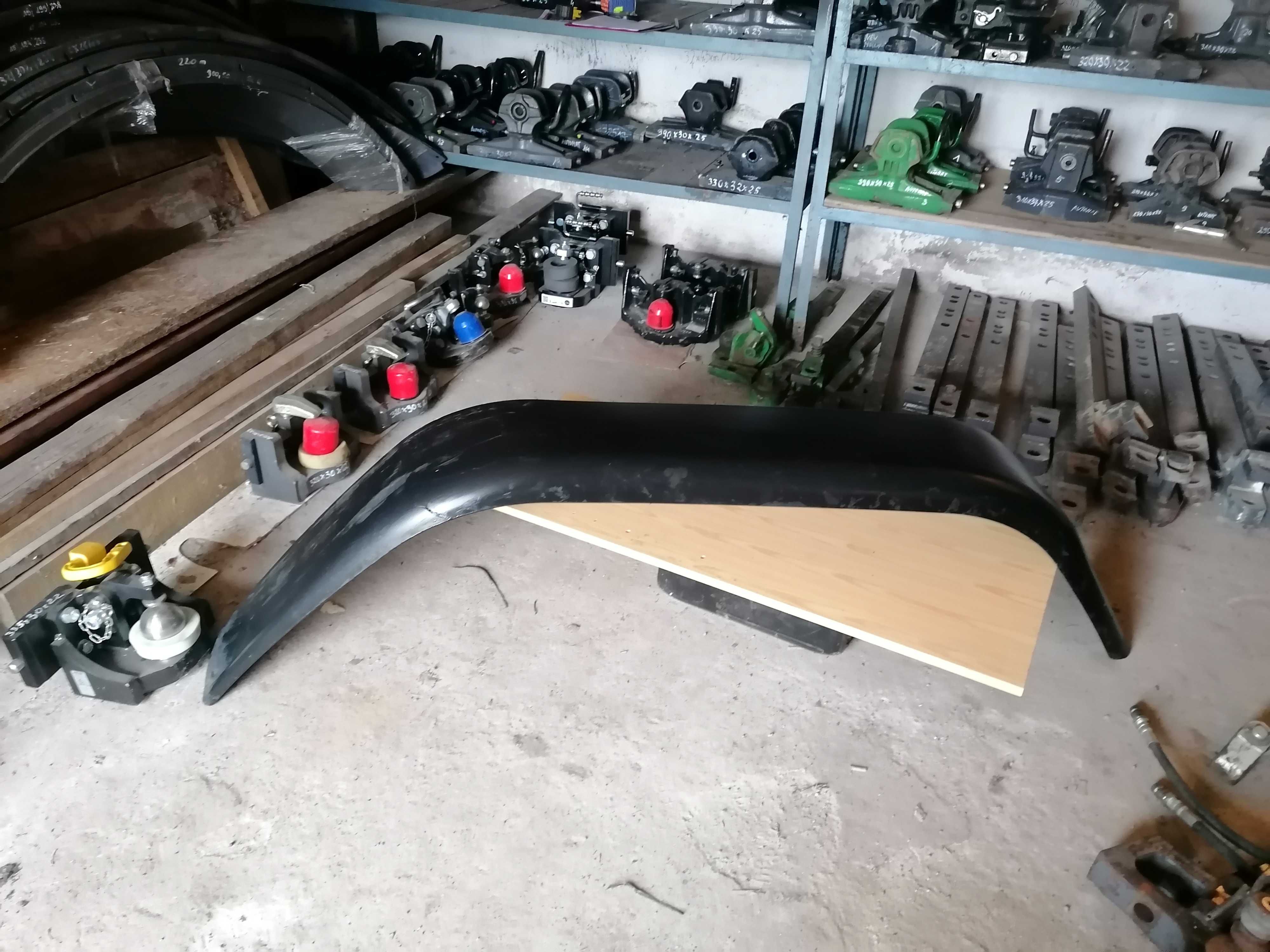 Poszerzenie błotnik Fendt 400