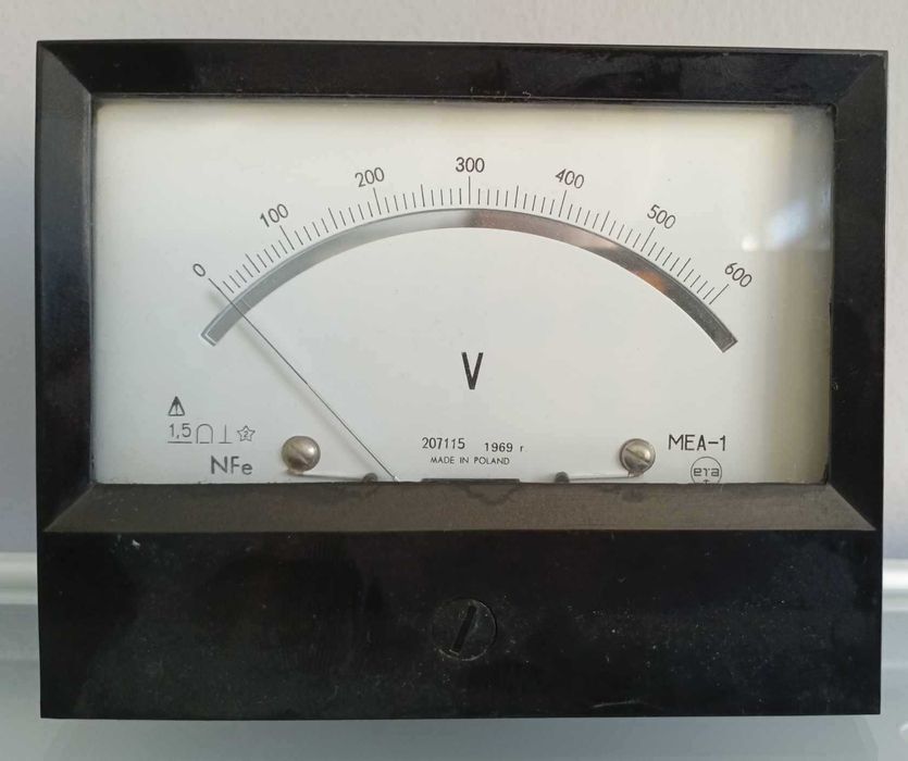Woltomierz analogowy ERA,  MEA-1 DC 0-600V