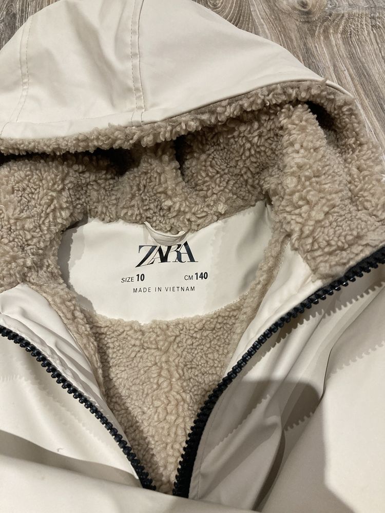 Куртка Zara 140 дівчинка