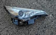TOYOTA AVENSIS T29 T27 LIFT Lampa Przednia Przód Prawa LED EU  12-16r