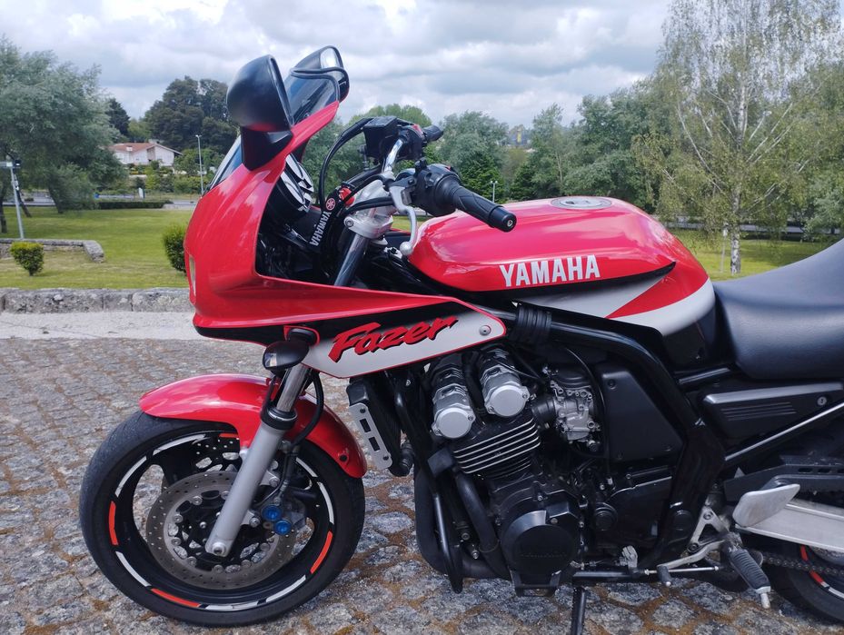 Yamaha Fazer 600