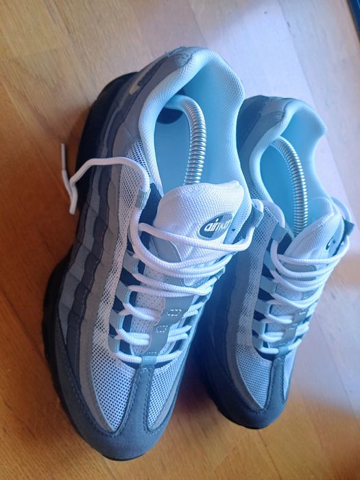 Tenis 42- Nike Air Max 95