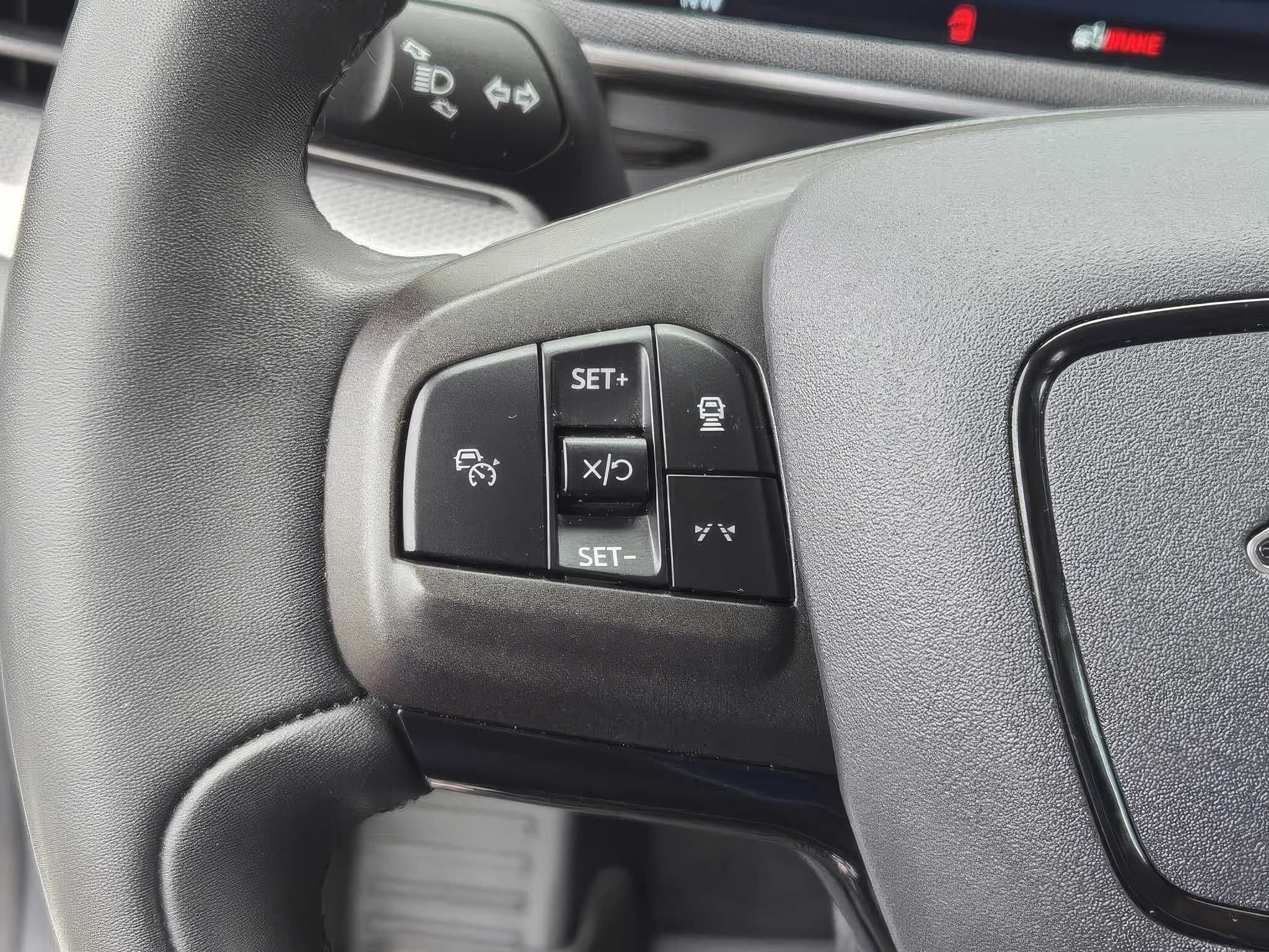 2022 Ford Mustang Mach-E Select