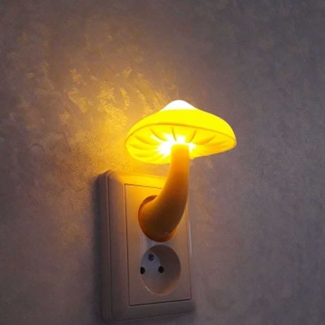 Светильник-ночник с датчиком освещения в виде гриба
