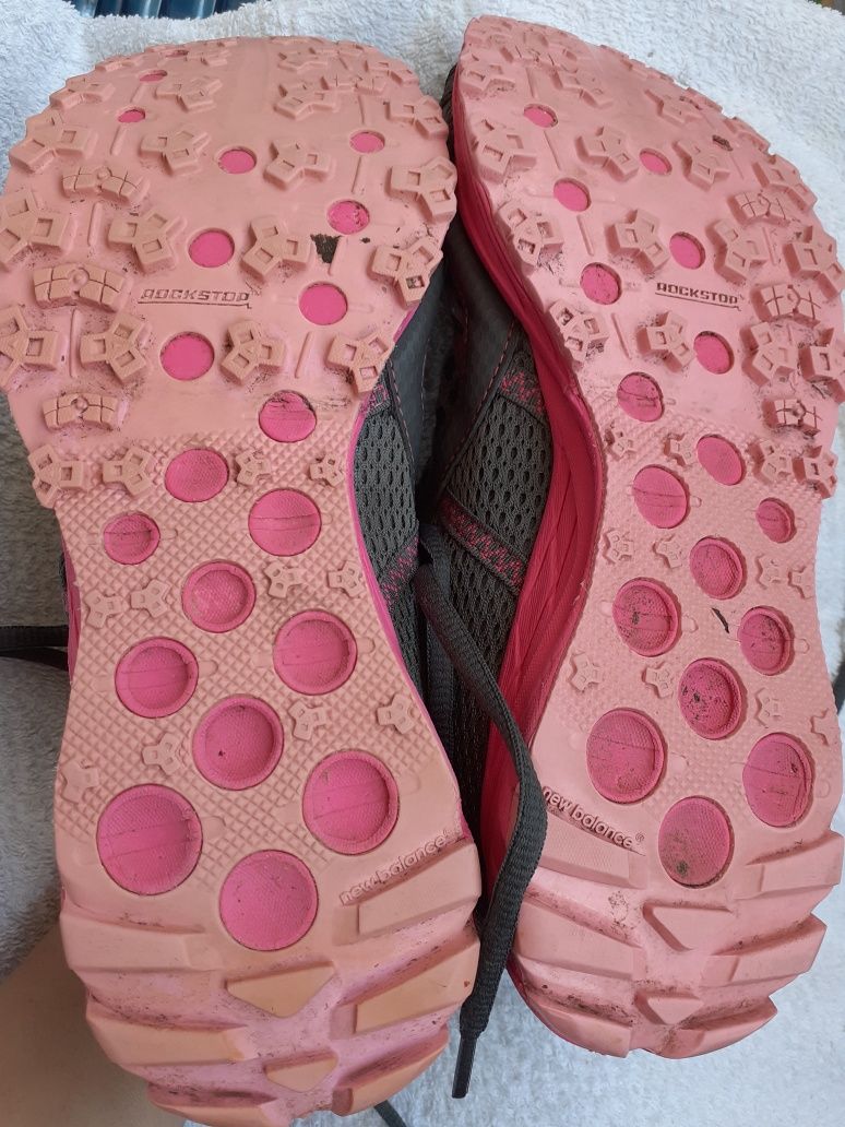 Кросівки жіночі 40 розмір 26см Кроссовки Asics New balance спортивные