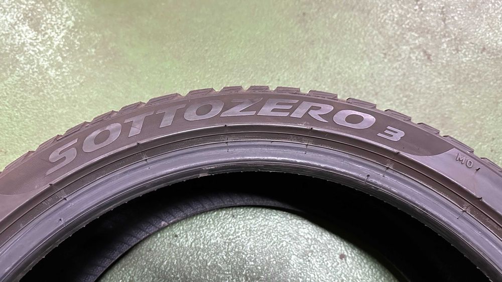 Para 225 40 R19 93H Pirelli SottoZero 3 bieżnik 2x6,3mm