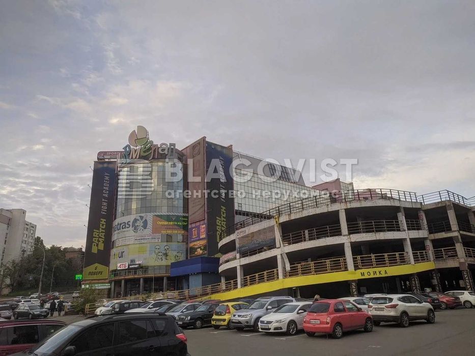 Оренда приміщення Open Space 100 м2, ТЦ Мармелад, Шулявська