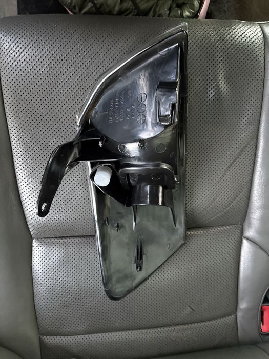 Повторители поворотников (2) на Toyota camry 20 1997-1998 гг.