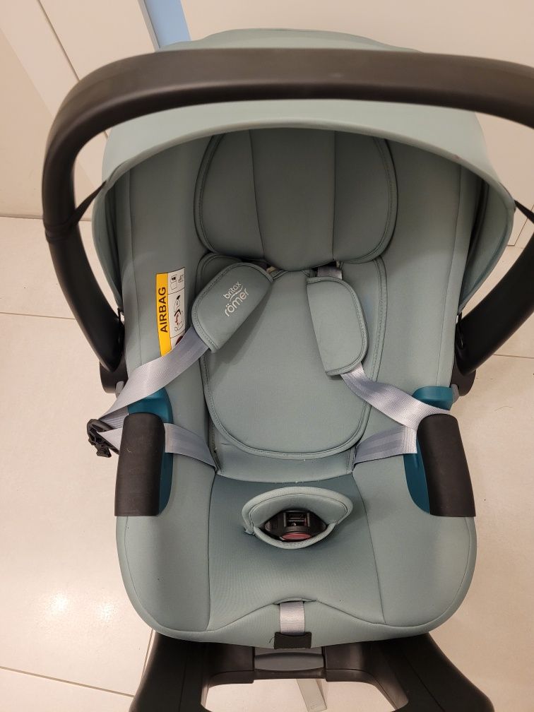 Nosidełko Britax Romer BABY-SAFE 3 i -SIZE + BAZA