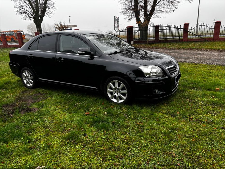 Toyota Avensis 2.2 D4D 2007 W pełni sprawna Xenon