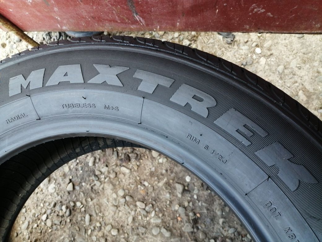 215/60/17 R17 MAXTREK INGENS A1 2шт ціна за 1шт літо шини