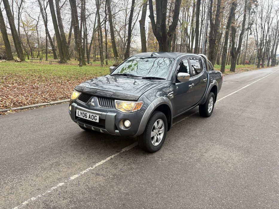 Мибісі Л200 свіжо пригнаний