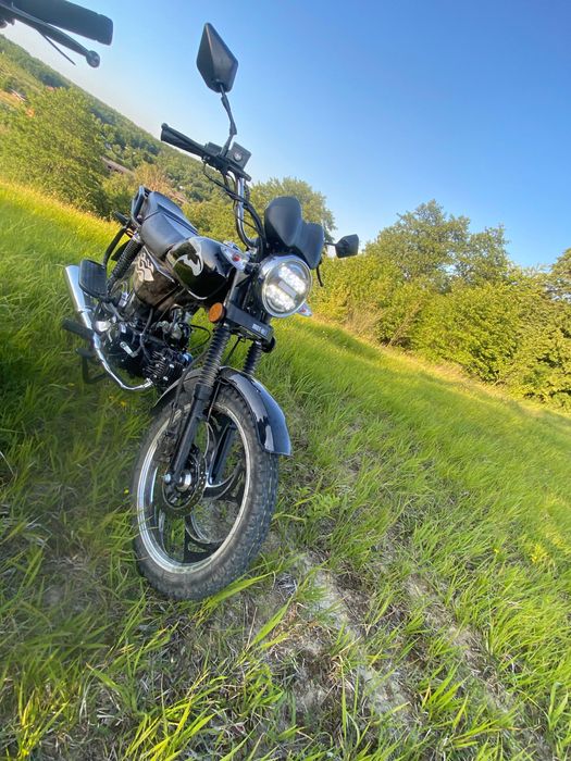 Мотоцикіль  мустанг 125