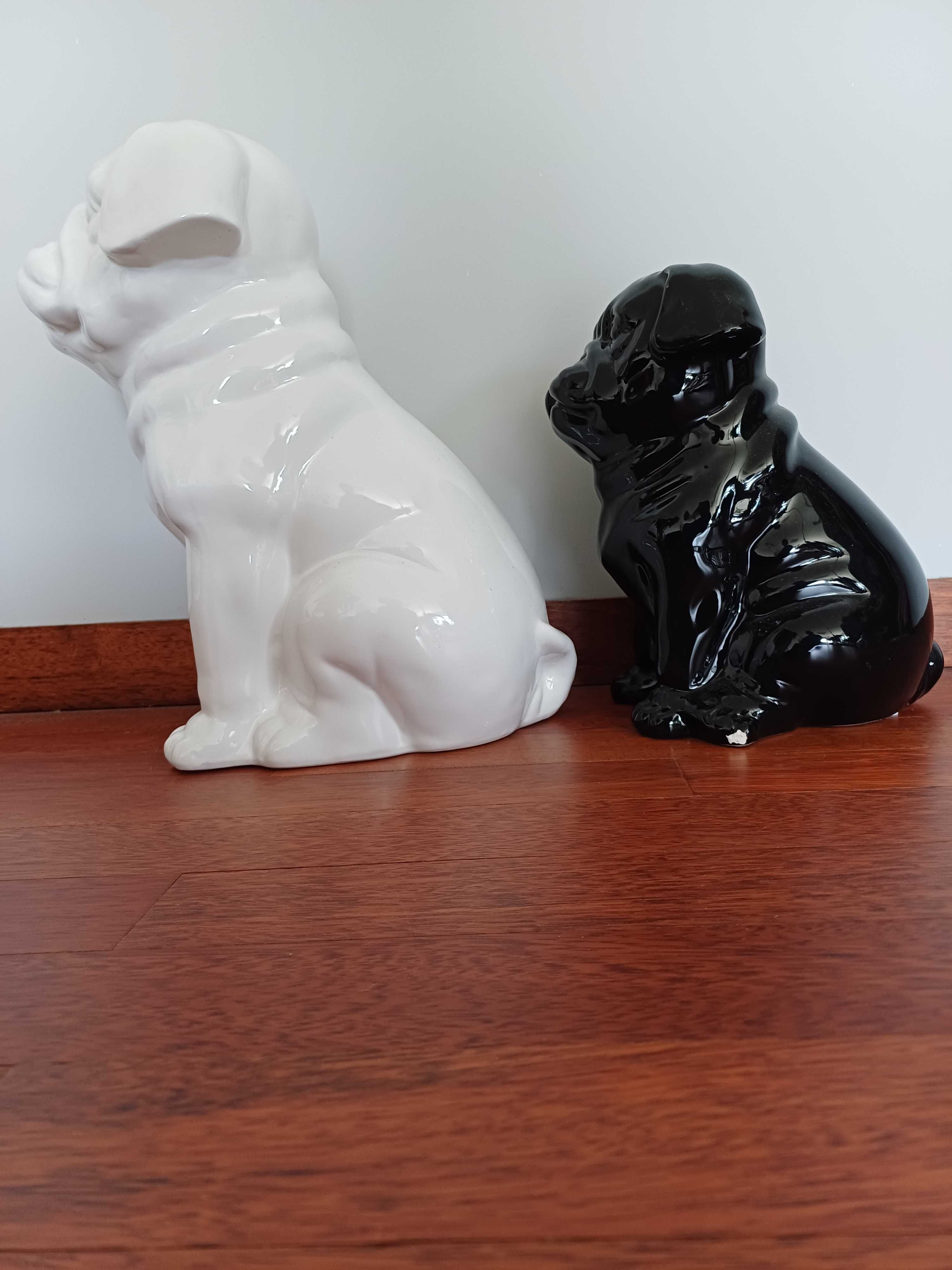 Porcelanowe psy buldogi czarny i biały