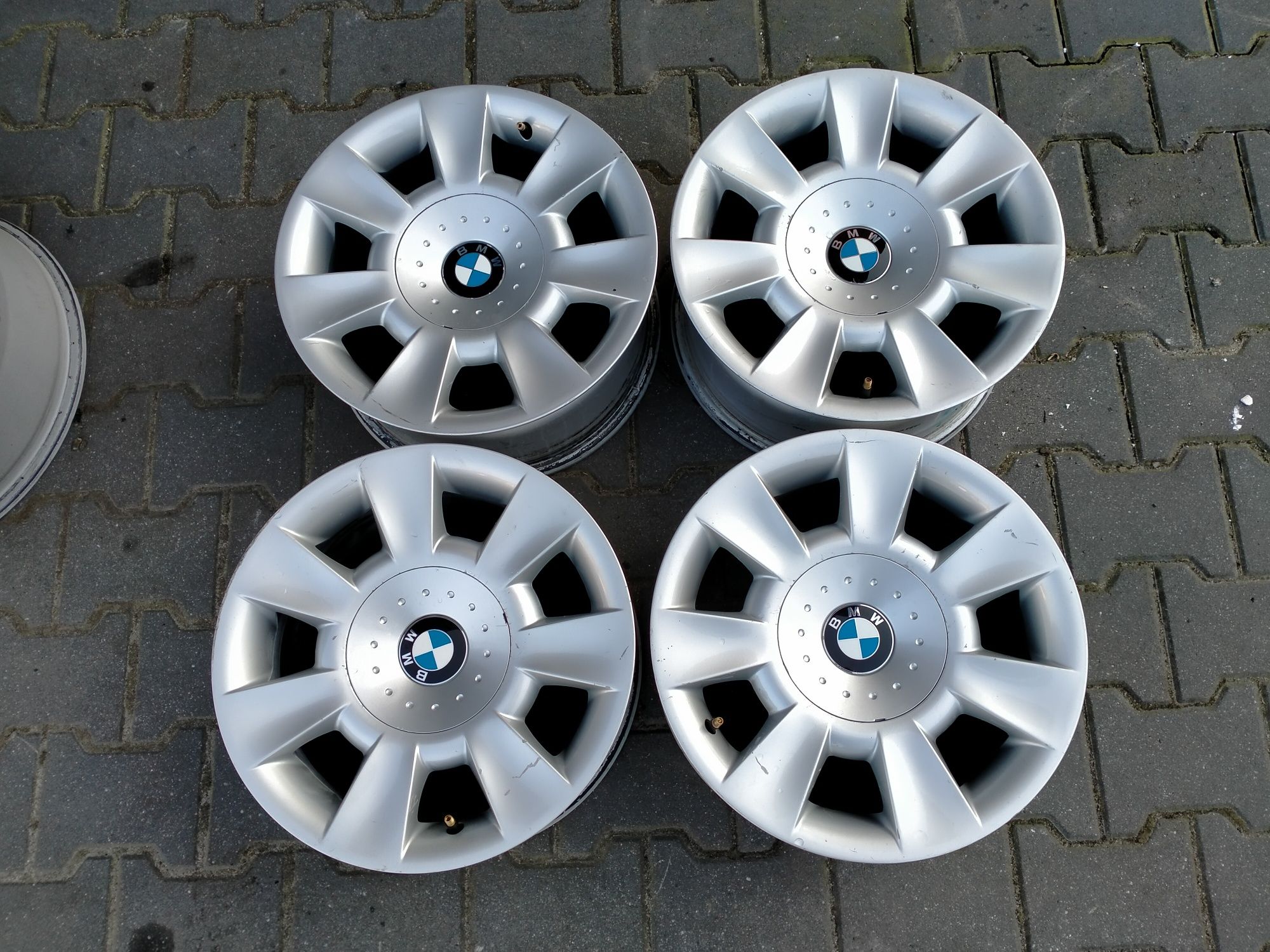 Felgi aluminiowe 15 cali 5x120 et 20 BMW seria 5