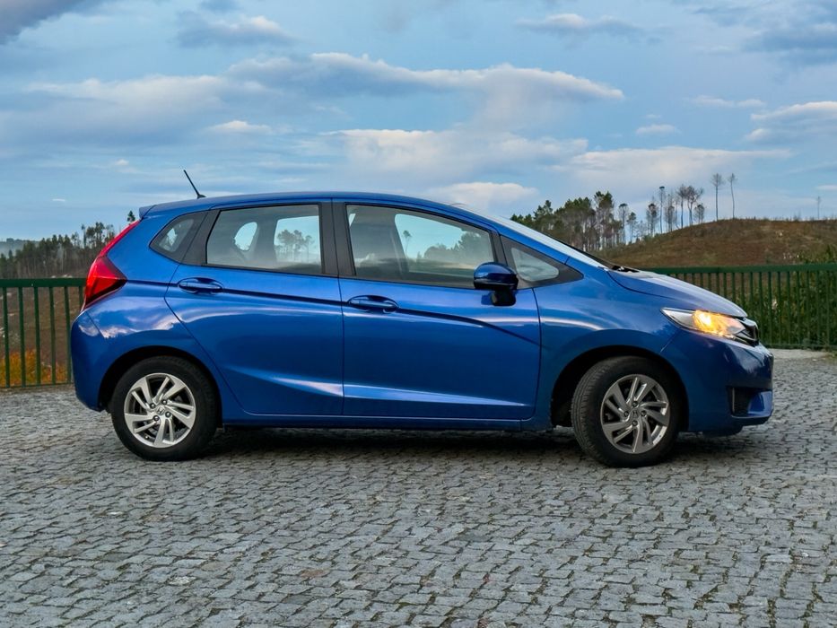 Honda Jazz 1.3 I-VTEC cx. automática