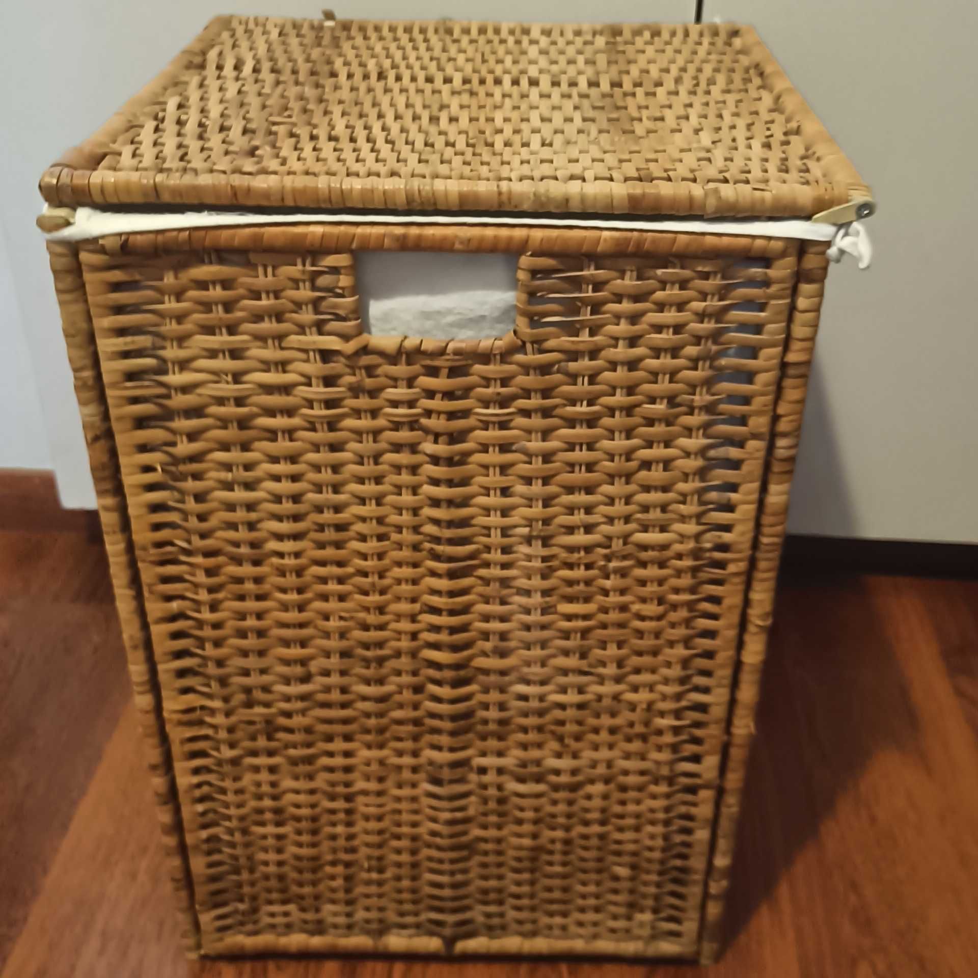 Cesto de roupa suja IKEA BRANÄS