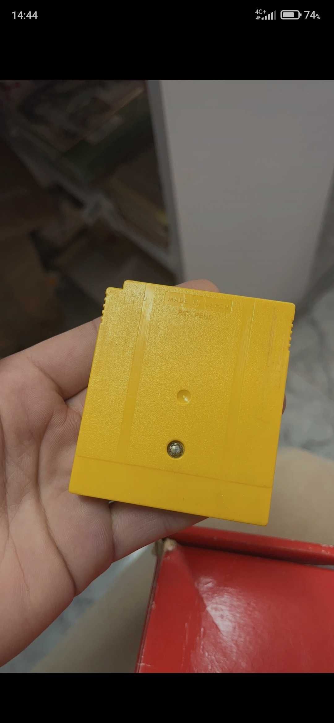 Vendo Pokémon Yellow original