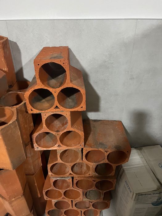 Garrafeiras em tijolo duplo