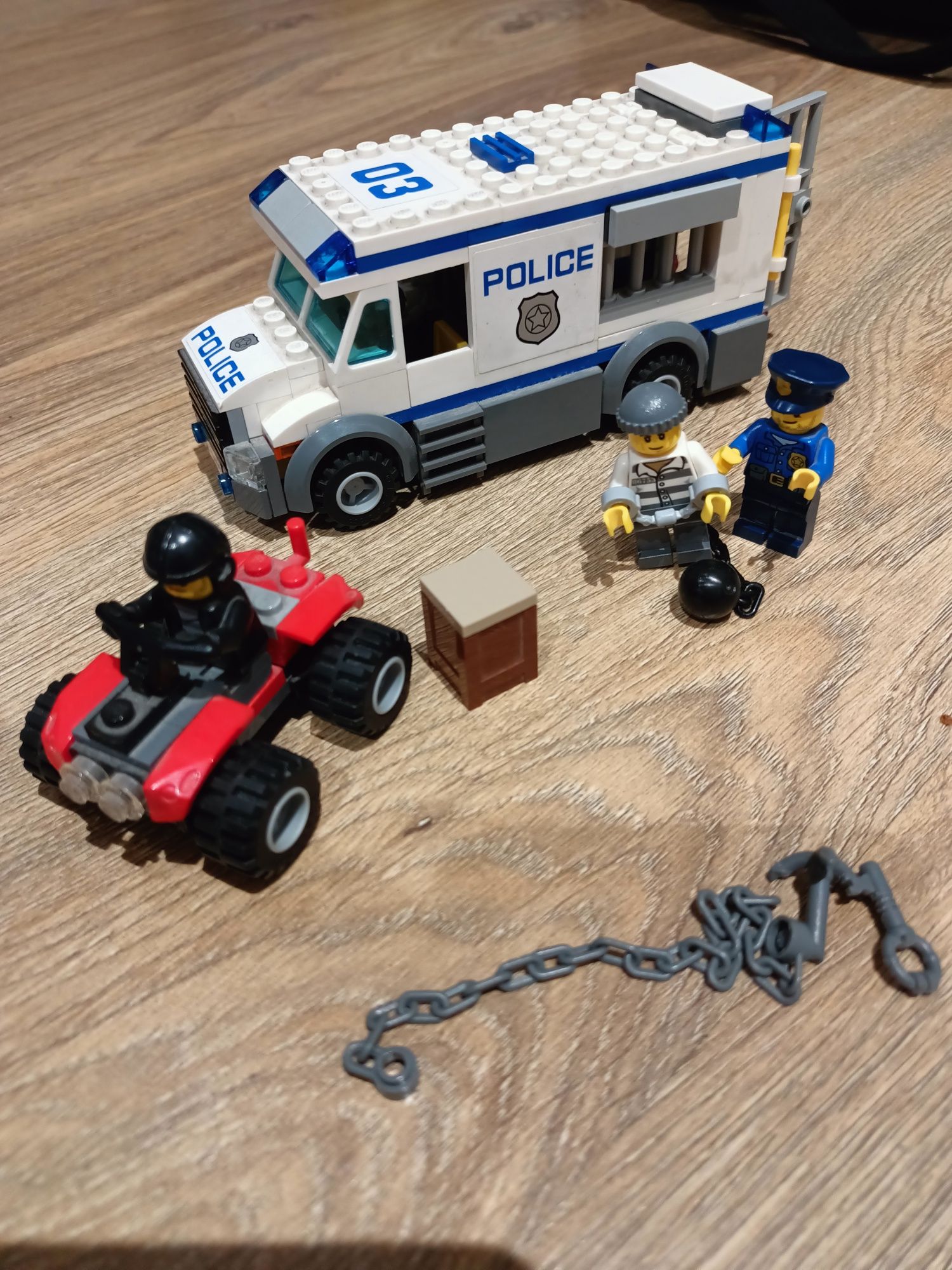 Zestaw LEGO policja