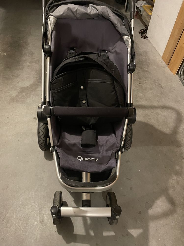 Carrinho bebé Quinny