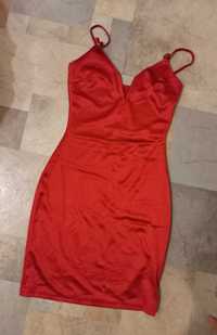 Нарядное празднечное красное платье на праздник празднечное