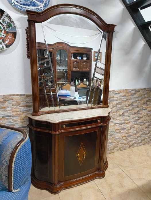 Móvel c/ espelho hall de entrada