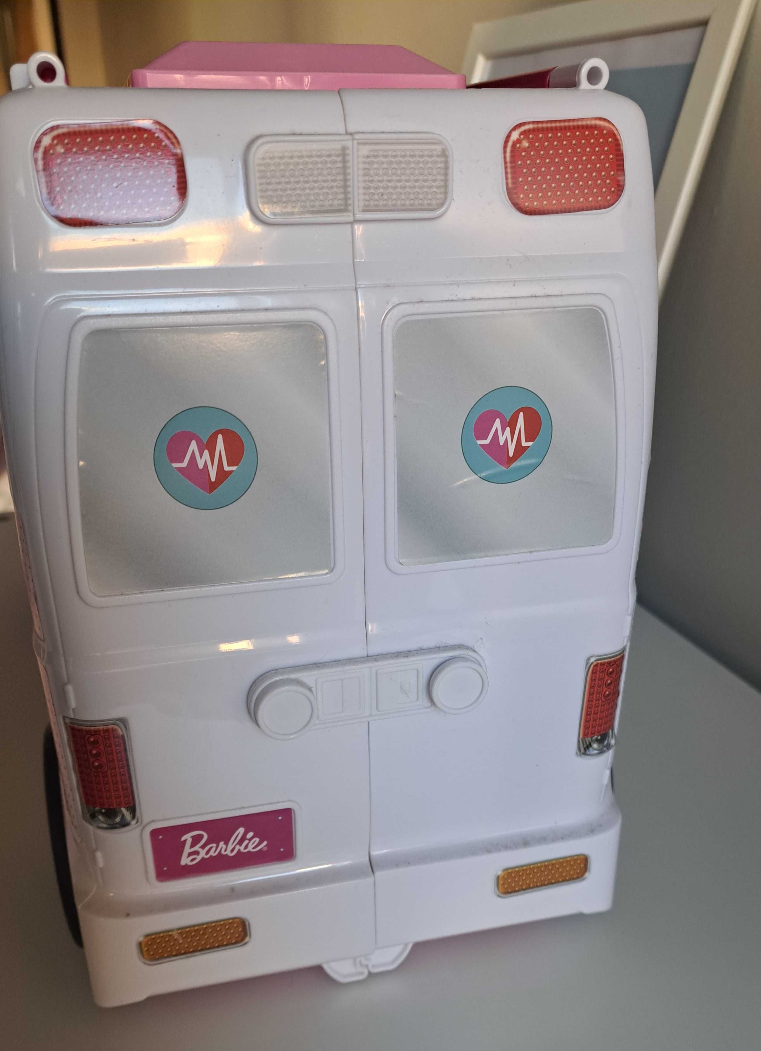 Ambulancia Barbie