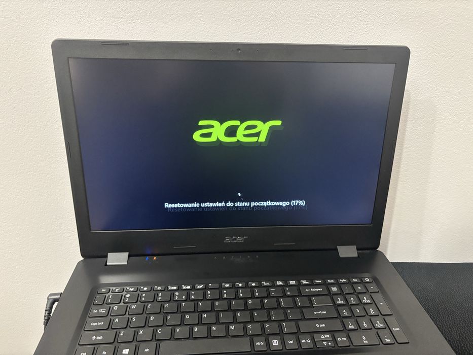 Laptop Acer Aspire 3 A317-52 8GB RAM procesor x64 17,3” intel core i5