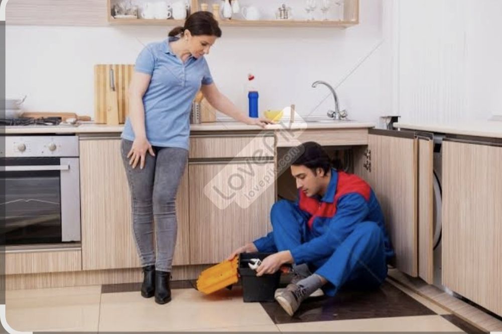 Сантехник, молодой, трезвый) 7/24