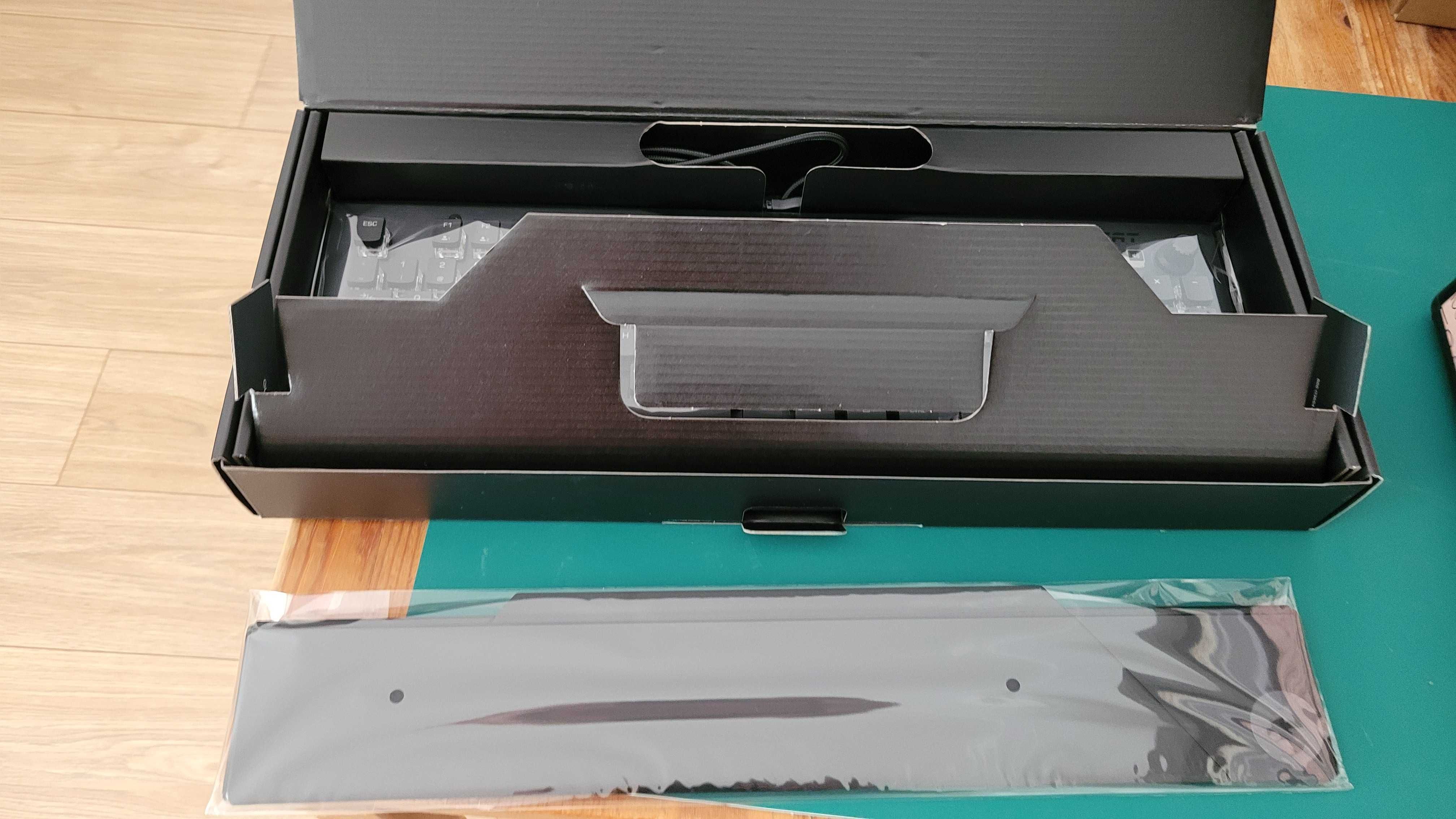 klawiatura ROCCAT VULCAN 121 AIMO RGB nowa