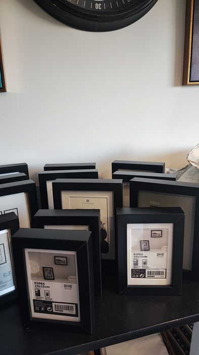 Conjunto lindíssimo composto por 13 molduras de fotografias