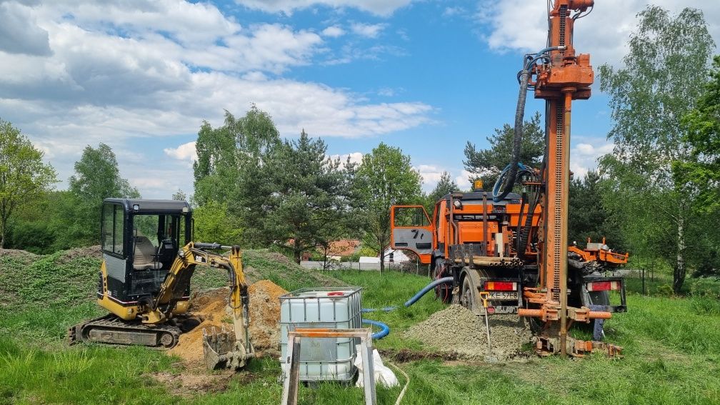 Studnia głębinowa,studnie wiercone ,studnia,odwierty do pomp ciepla