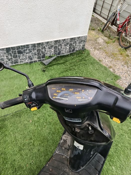 Скутер Хонда діо