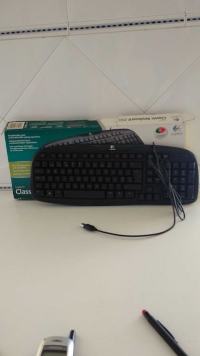 Teclado Logitech
