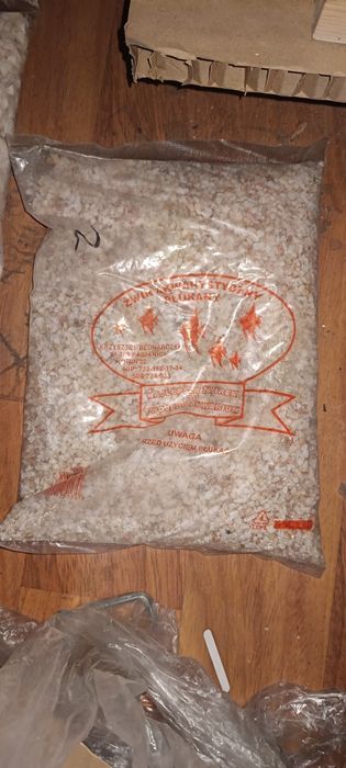 Żwirek do akwarium żwir biały 2 kg