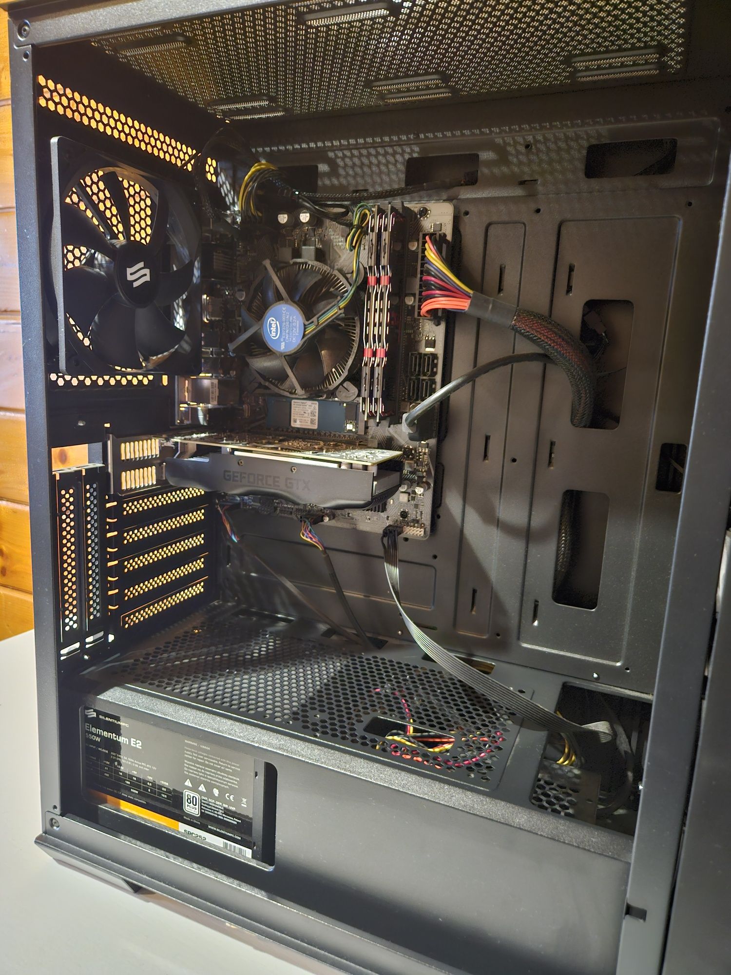 Komputer gamingowy i3 16gb ram gtx
