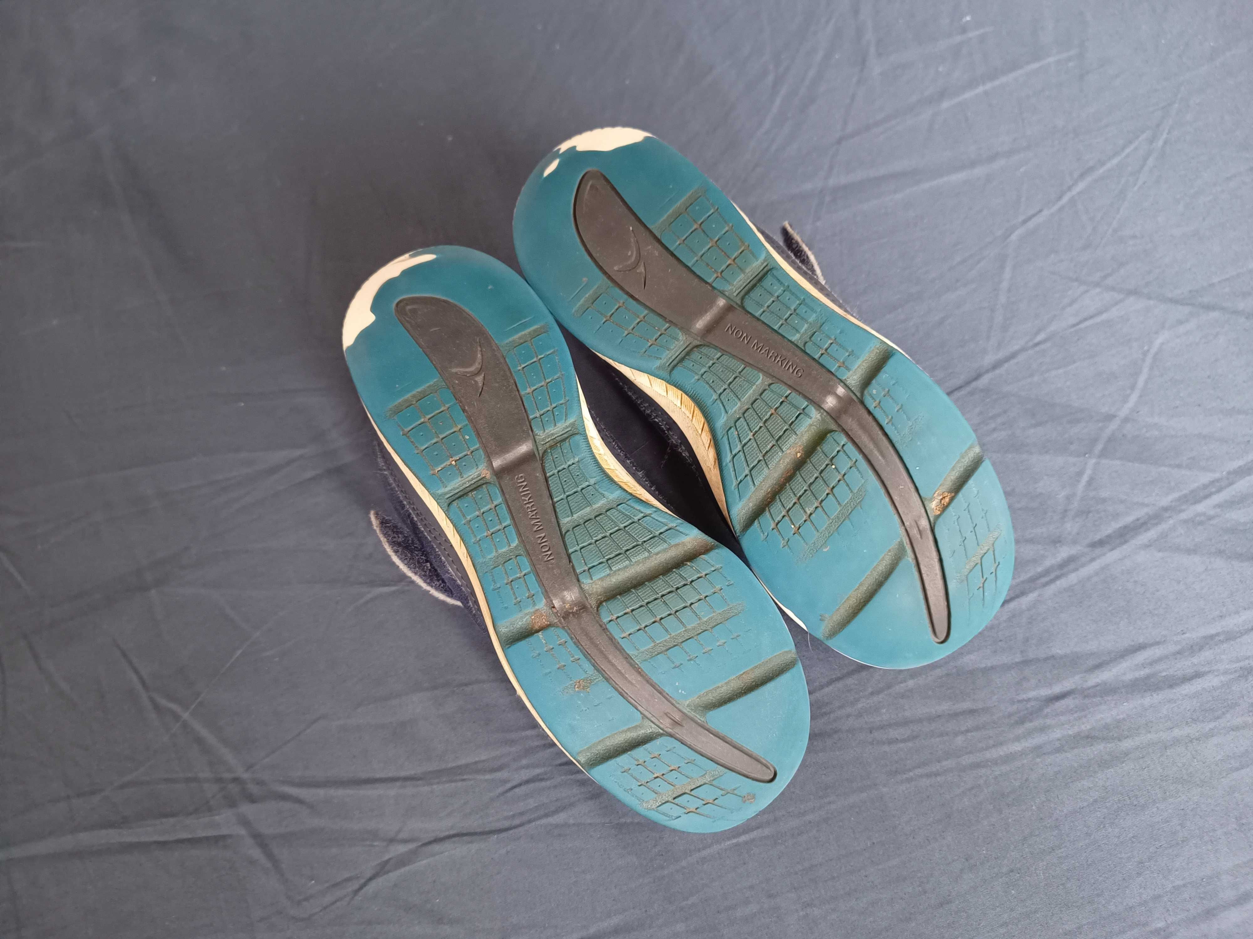 Buty dla dzieci Domyos 550 I Move granatowo-niebieskie r. 30 (18,5 cm)