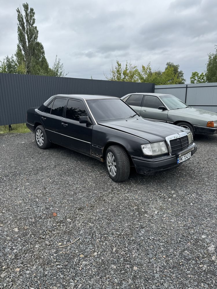 Продам мерс 124 инжектор