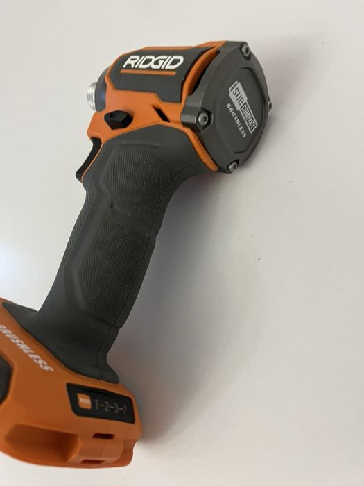 Шуруповерт реноватор батареї  Bosch Makita Ridgid USA