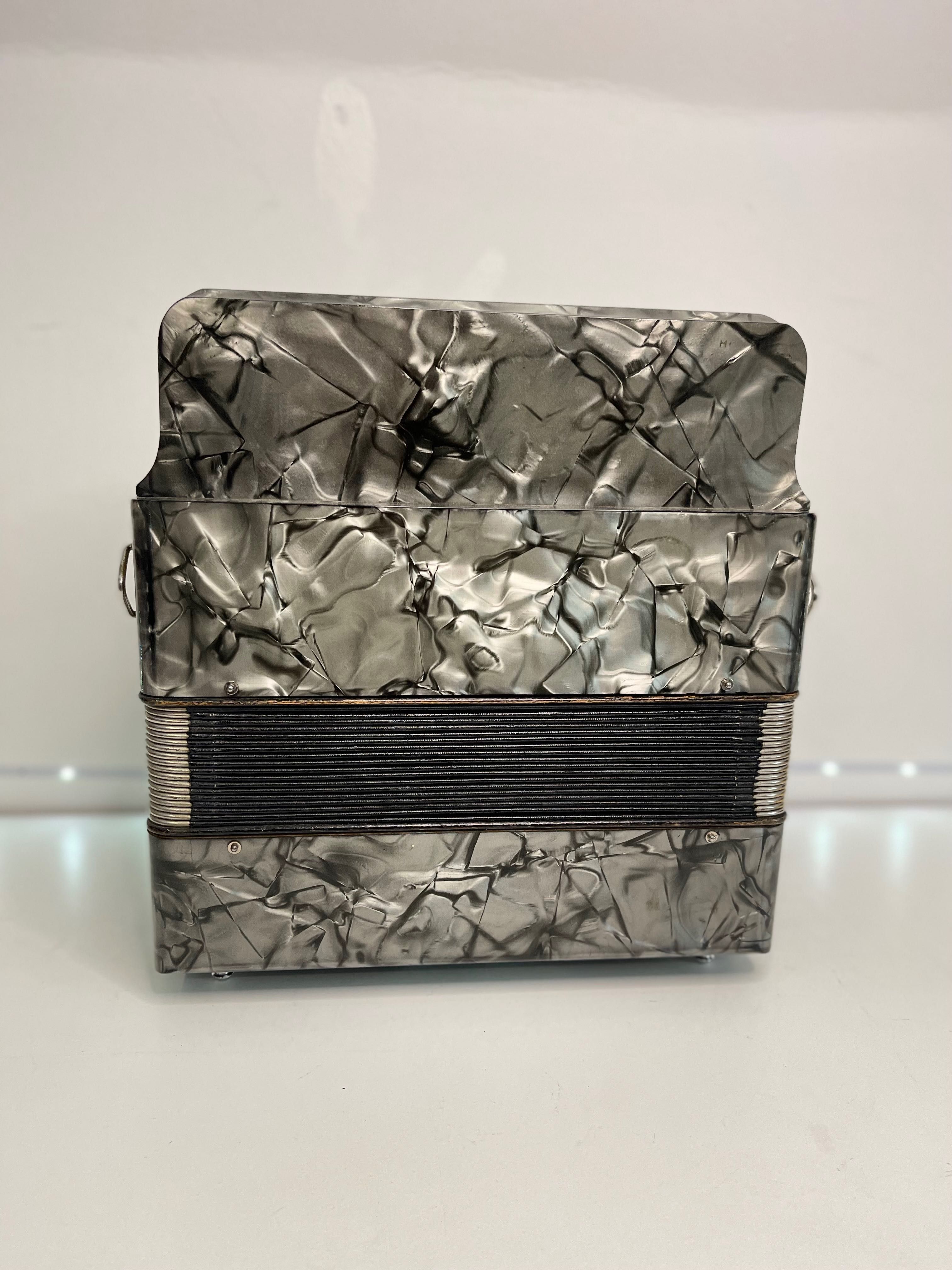 Concertina Victoria 2