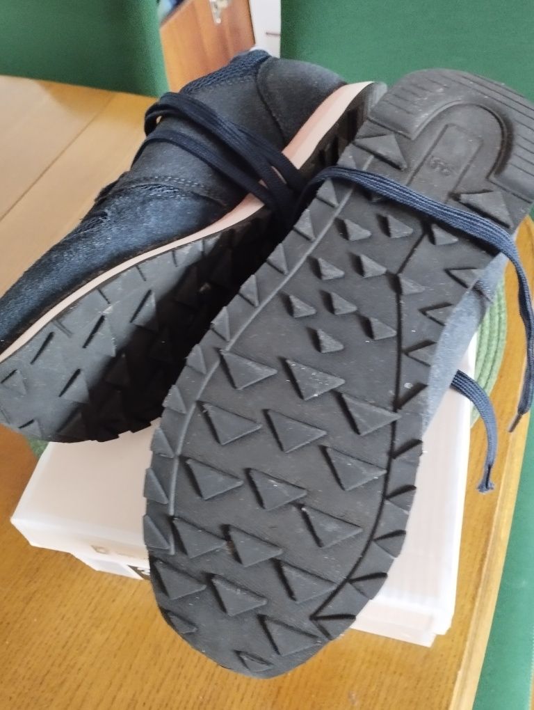 Adidasy damskie  r 39