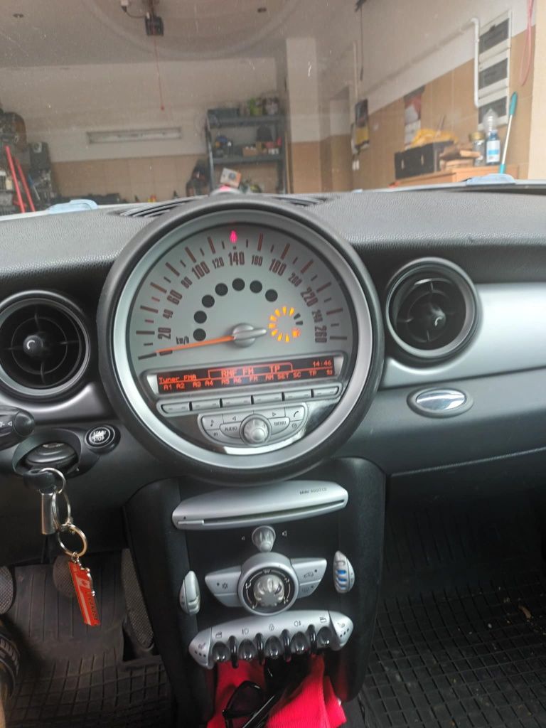 Mini  Cooper  R50