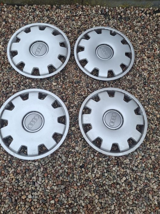 Sprzedam komplet kołopaków rozmiar 16 Audi