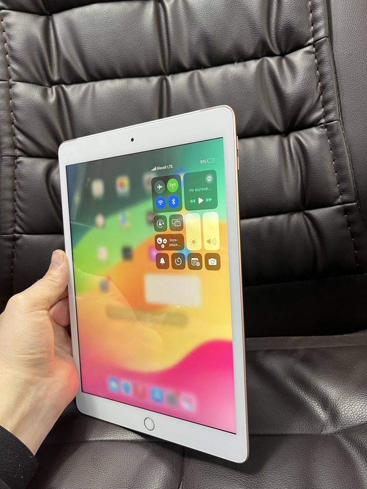 Ipad (8-го покоління) Wi-FI LTE 32Gb