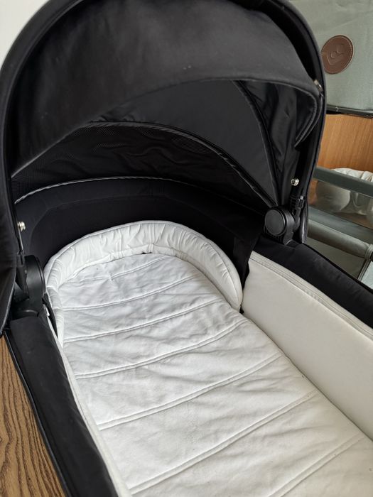 Cybex priam 4.0 gondola