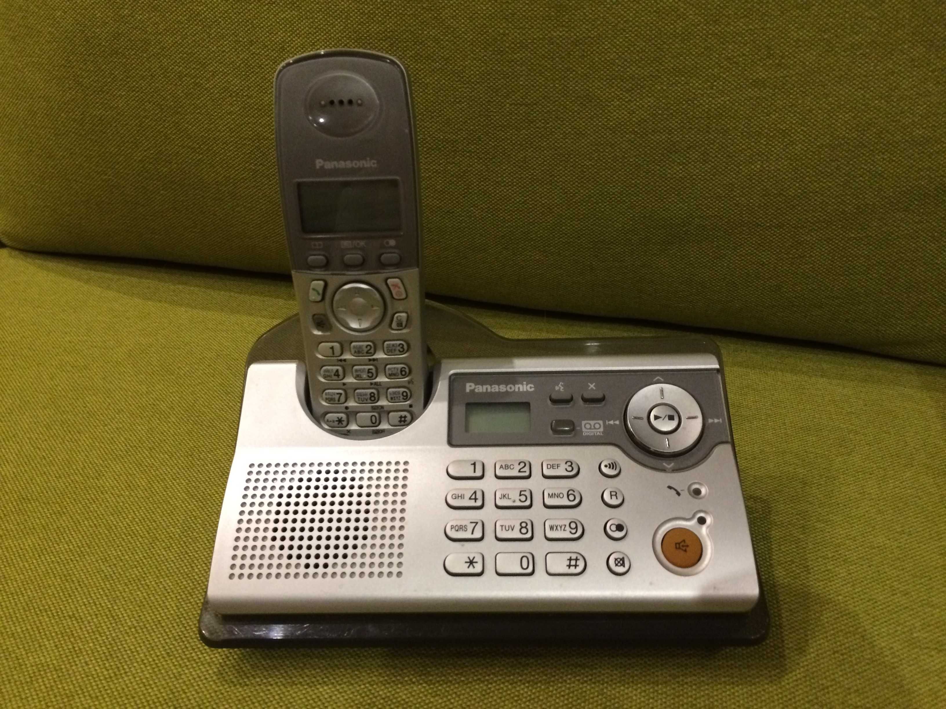 домашний радио телефон Panasonic безпроводной